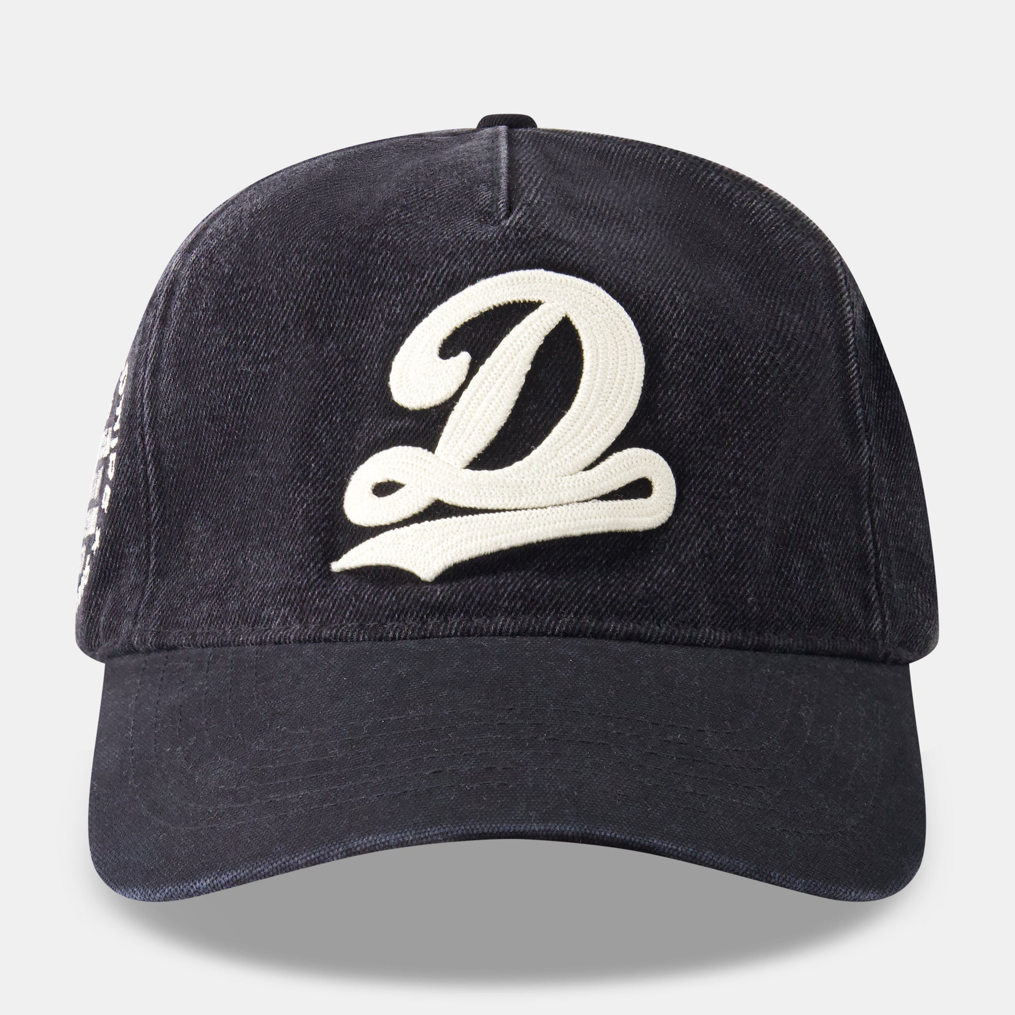 DM LOGO WASHED BLACK DENIM HAT
