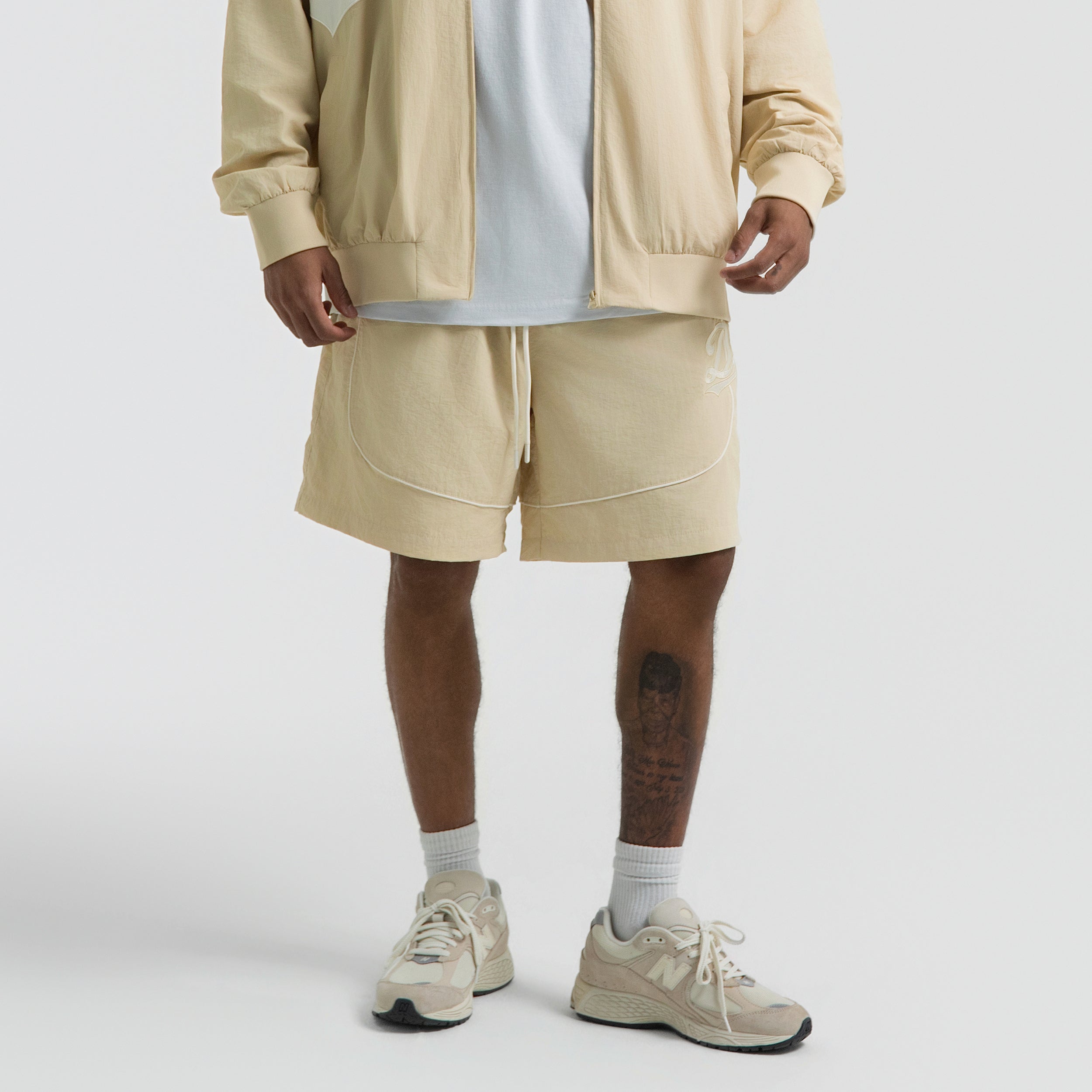 SCRIPT NYLON SHORTS BONE – Dreamville Official Store